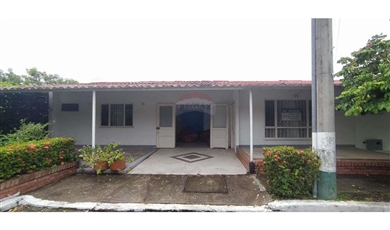 Single family home in flandes